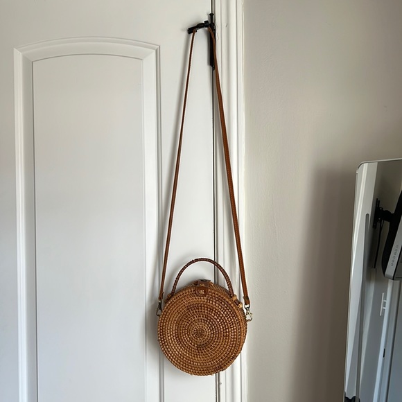 Woven Wicker Crossbody Purse Sustainable Hippie Folk Summer Bag - Picture 3 of 6